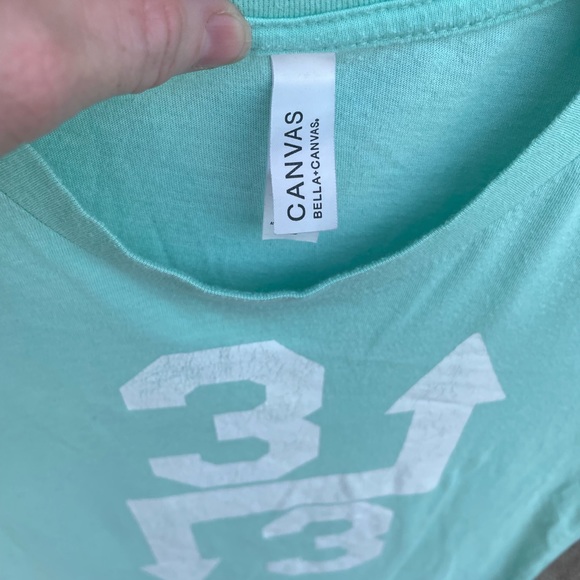 3 up ⬆️ 3 down ⬇️ mint green SS tshirt - baseball /softball. XS Bella canvas. - Picture 5 of 7